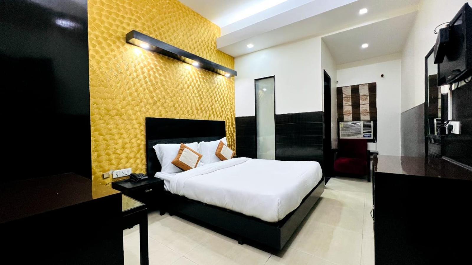 Harshdeep Guest house